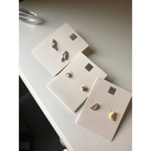 Assorted gold earring set